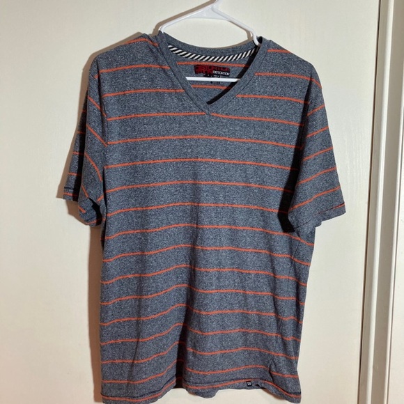 Mens Distortion v neck top large - Picture 1 of 4
